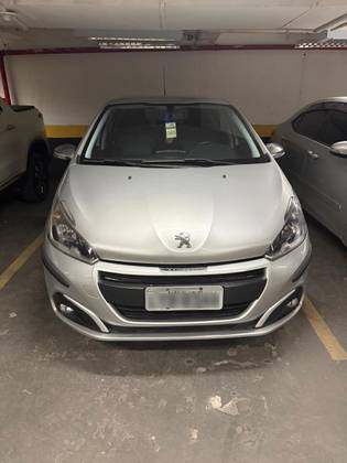 PEUGEOT 208 1.2 ACTIVE PACK 12V FLEX 4P MANUAL PEUGEOT 208 1.2 ACTIVE PACK 12V FLEX 4P MANUAL
